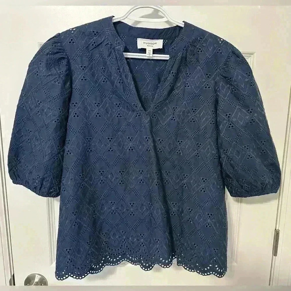 Hudson’s North Splitneck Pointelle Poplin Blouse Navy Blue Size Large Women’s - Picture 1 of 9